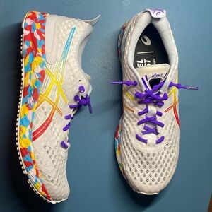 Run happy - ASICS gel-noosa tri 12